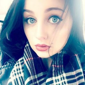 Meet your Posher, Arielle